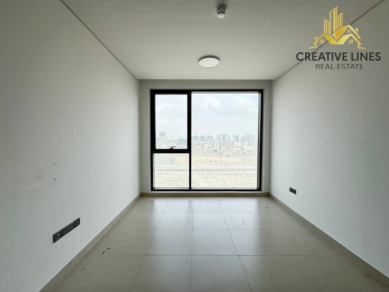 Ready to Moved spacious 3 bedroom + maids room - Image 10