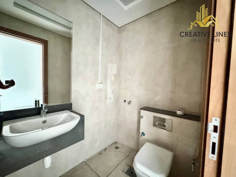 Ready to Moved spacious 3 bedroom + maids room - Image 16