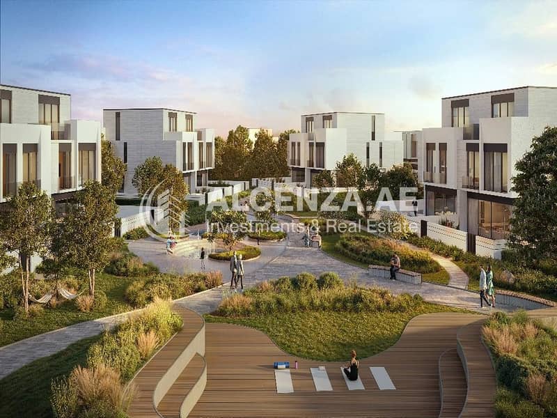 Exclusive | High End Villa | Golf Community