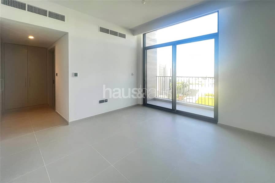 Backing Park | Rare Location | Walk To Pool/Gym - Image 10