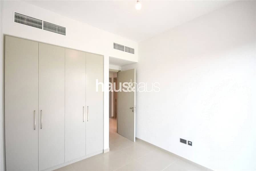 Backing Park | Rare Location | Walk To Pool/Gym - Image 17