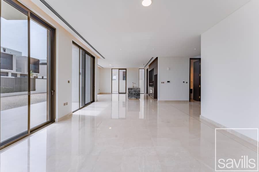 VASTU | Landscaped | Ellie Saab Design