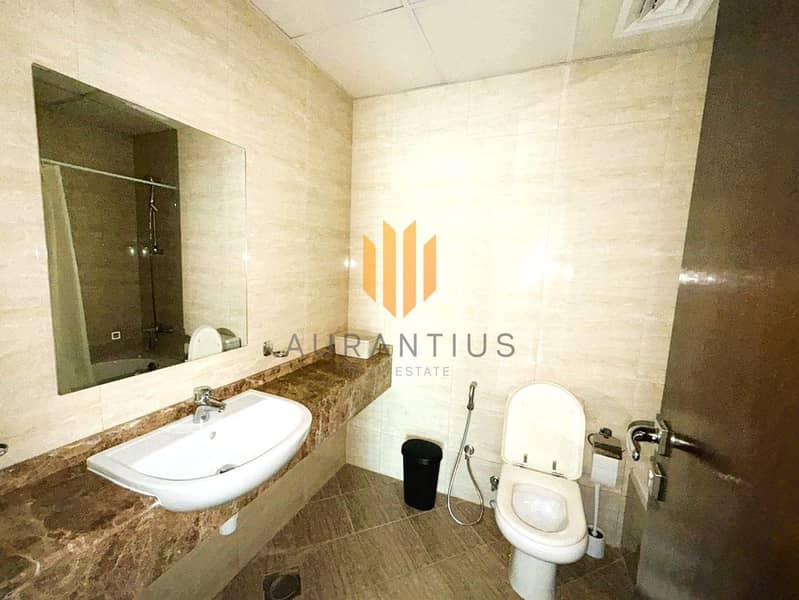 High Floor |Fully Furnished |Ready to move - Image 7