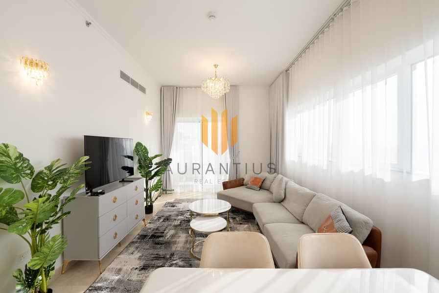 Luxurious 2BR | Upgraded | Elegant Furnishing
