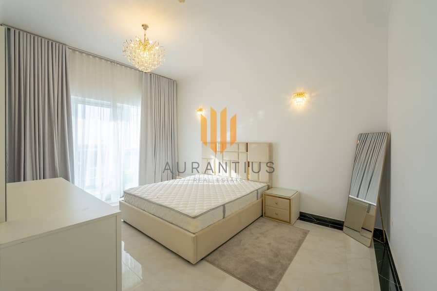 Luxurious 2BR | Upgraded | Elegant Furnishing