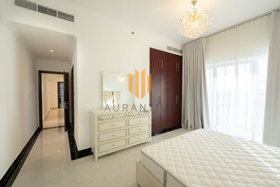 Luxurious 2BR | Upgraded | Elegant Furnishing - Image 6
