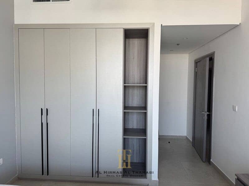 Fully Furnished 1BR / Full Facilities / Prime Area - Image 10
