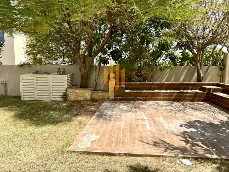 Type D | Single Row | Exclusive - Image 14