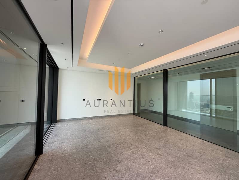 Luxurious 4BR with Breathtaking Views|Vacant