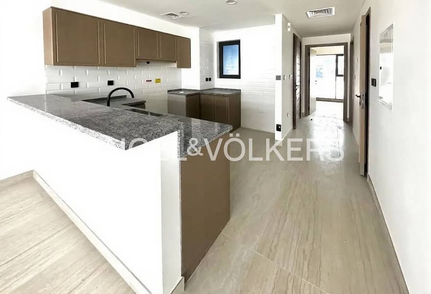 Mediterranean Lifestyle | Lagoon Access | Modern