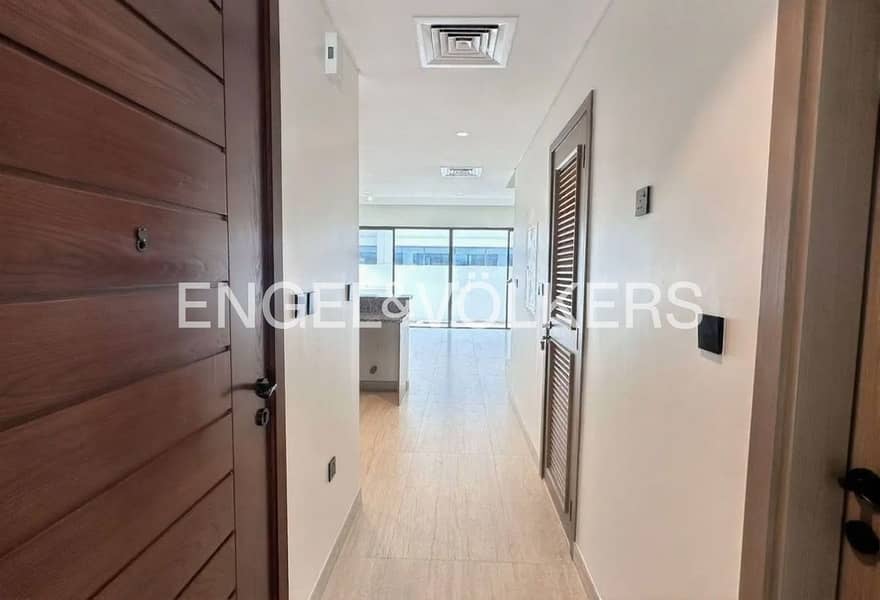 Mediterranean Lifestyle | Lagoon Access | Modern