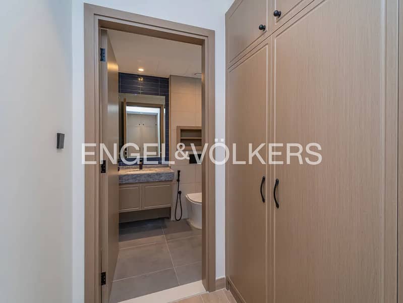 Mediterranean Lifestyle | Lagoon Access | Modern - Image 13