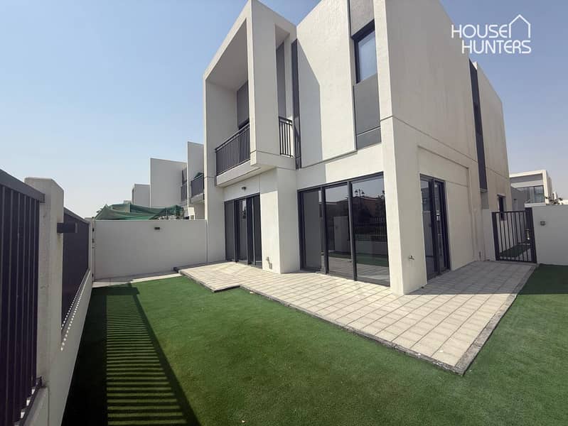 Single Row | Great Location | Multiple Cheques