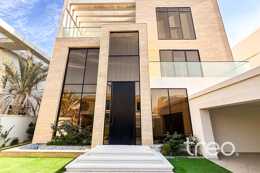 Smart Home | Brand New | 7 Bed | Custom