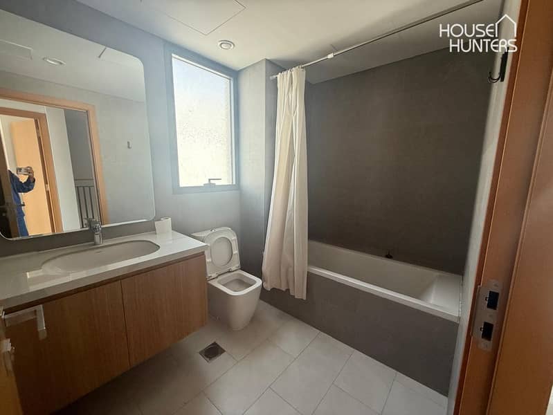 Single Row | Great Location | Multiple Cheques - Image 16