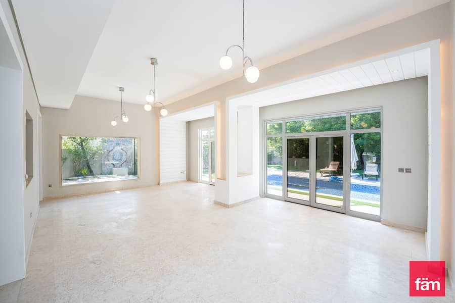 Stunning Pool and Garden|Incredible upgraded Villa