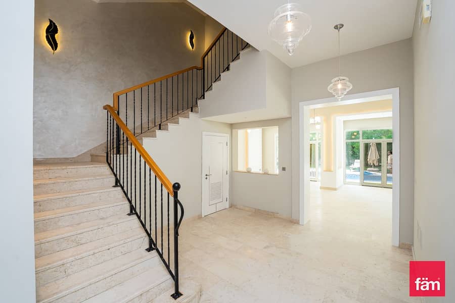 Stunning Pool and Garden|Incredible upgraded Villa - Image 10