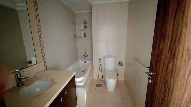 3 BEDROOM APARTMENT AVAILABLE FOR RENT @ Executive Tower WEST HEIGHTS 5 - Image 6