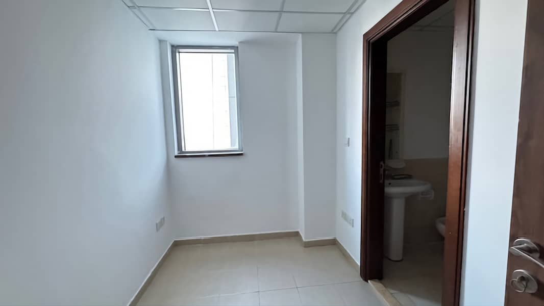 3 BEDROOM APARTMENT AVAILABLE FOR RENT @ Executive Tower WEST HEIGHTS 5 - Image 7