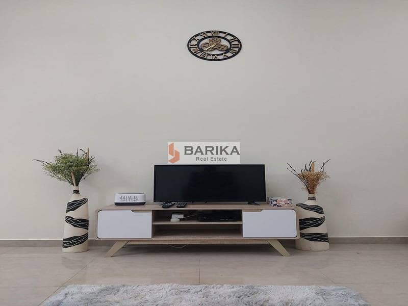 Luxury Furnished Studio | Hanover Square