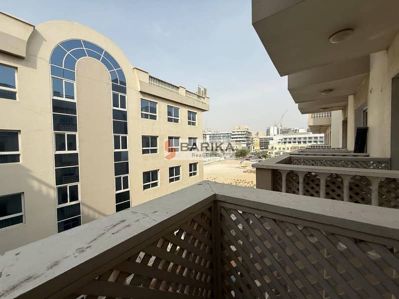 Luxury Furnished Studio | Hanover Square - Image 12