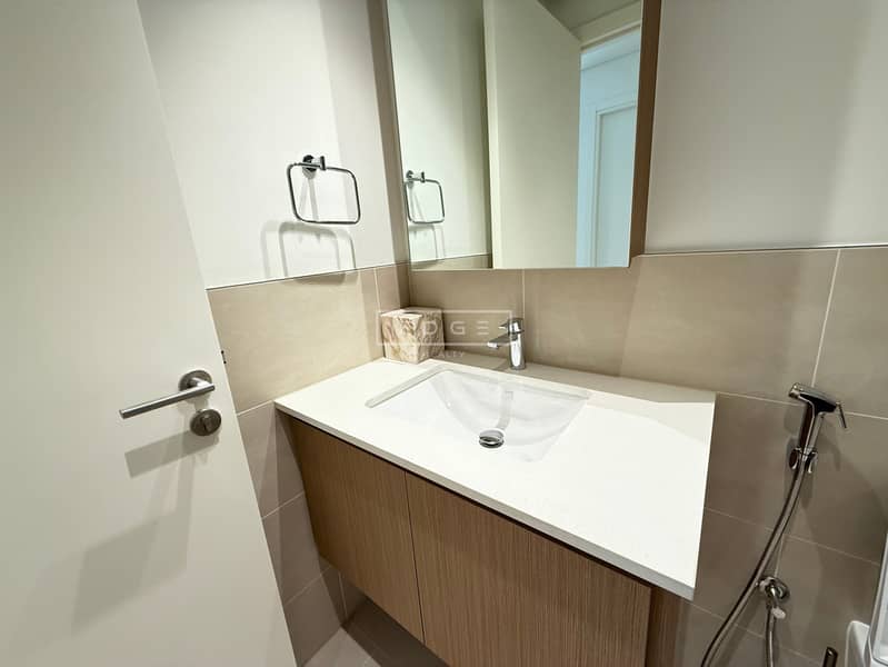 Prime Location | Brand New | Stunning View - Image 17