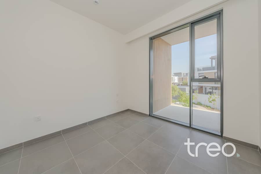 Keys READY | Move in Now | Twin Villa - Image 11