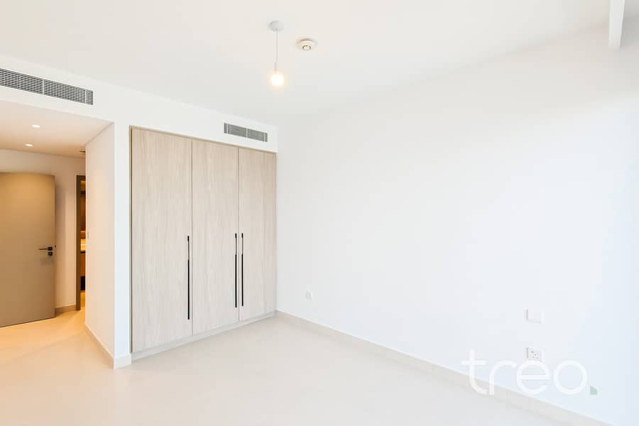 Single Row | Fully Upgraded | Biggest Plot - Image 13