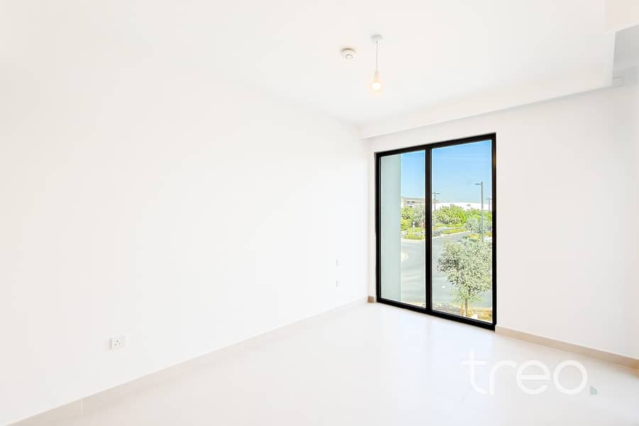 Single Row | Fully Upgraded | Biggest Plot - Image 14