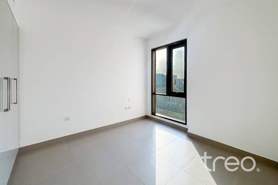 Corner Unit | Vacant | Green Belt - Image 11