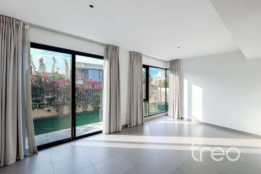 Corner Unit | Vacant | Green Belt - Image 22