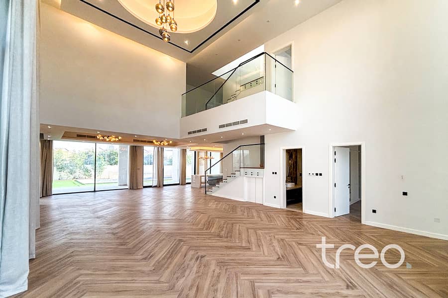 Smart Home | Brand New | 7 Bed | Custom