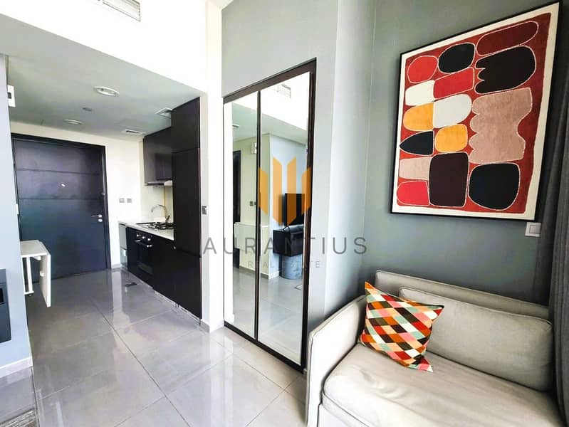 Canal and Pool Views| Near Metro| Ready to Move