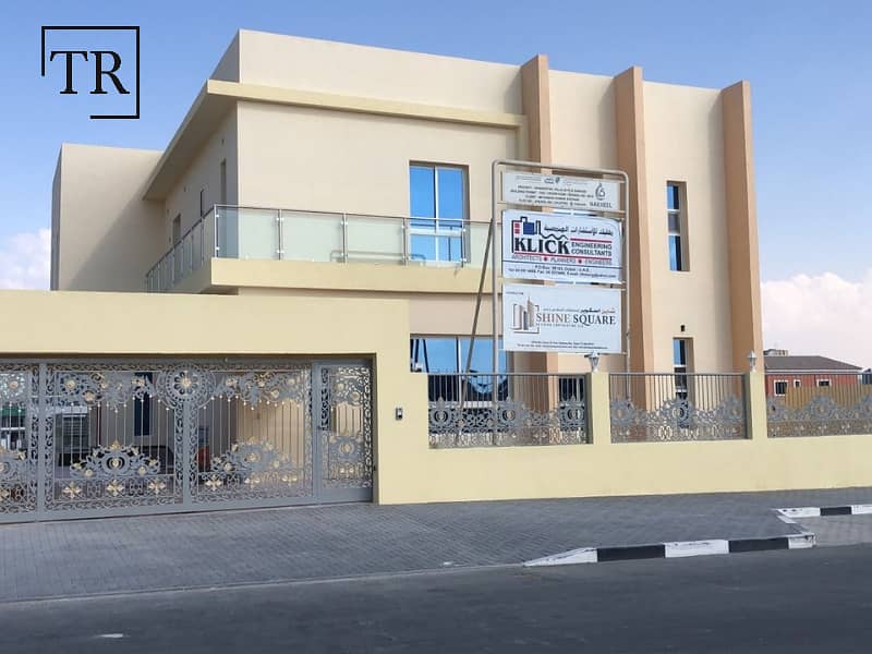 Corner Unit | Single Row | Spacious | Prime Spot - Image 12