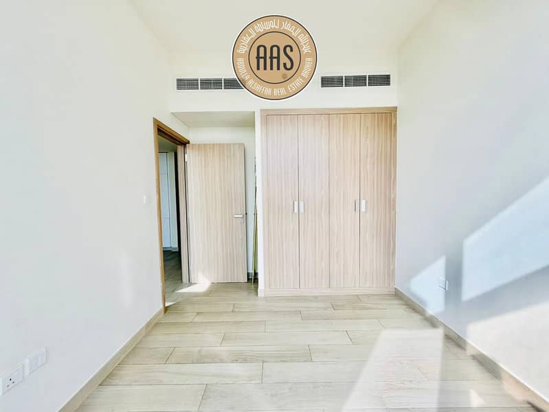 Spacious and cheapest 1 Bed Room and Hall in 75k call or watsapp