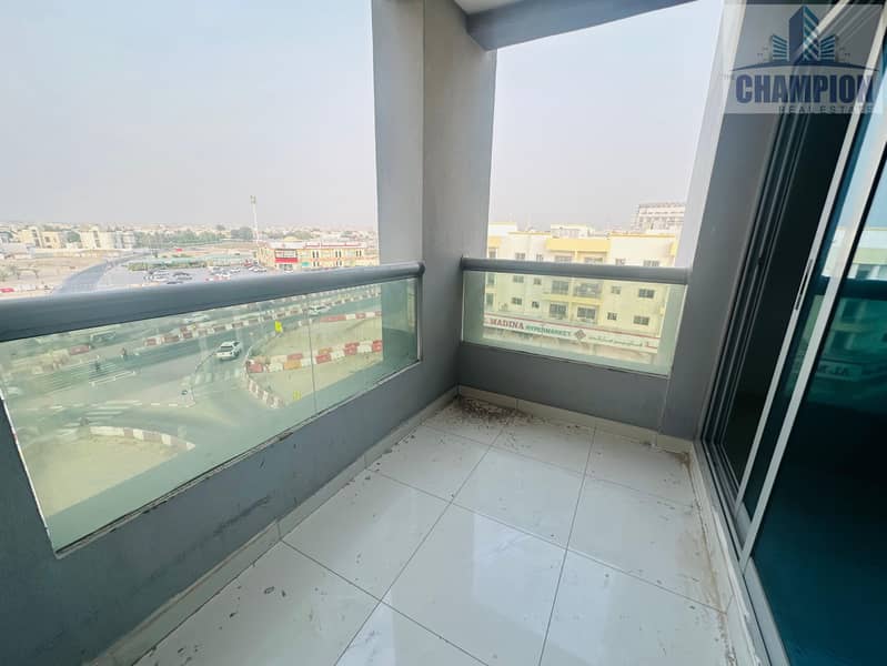 Near to Mall * Elegant 2BHK With Balcony ; Gym ; Parking | Rent Only 68K By 4/Payments