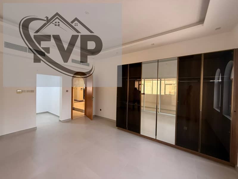 Spacious 5BED+Maids | Semi Furnished | Upgraded