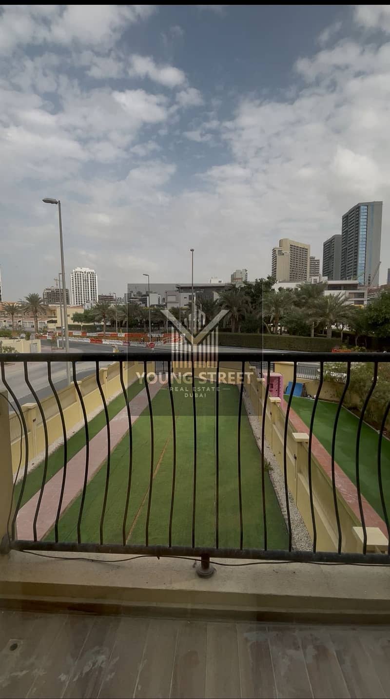 Large Luxury | Villa for Rent | Sydney Villas - Image 13