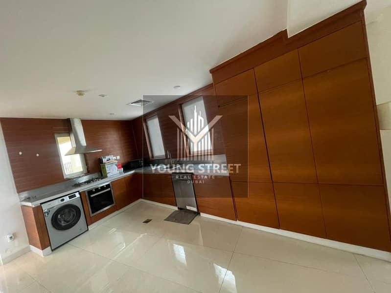 Large Luxury | Villa for Rent | Sydney Villas - Image 18