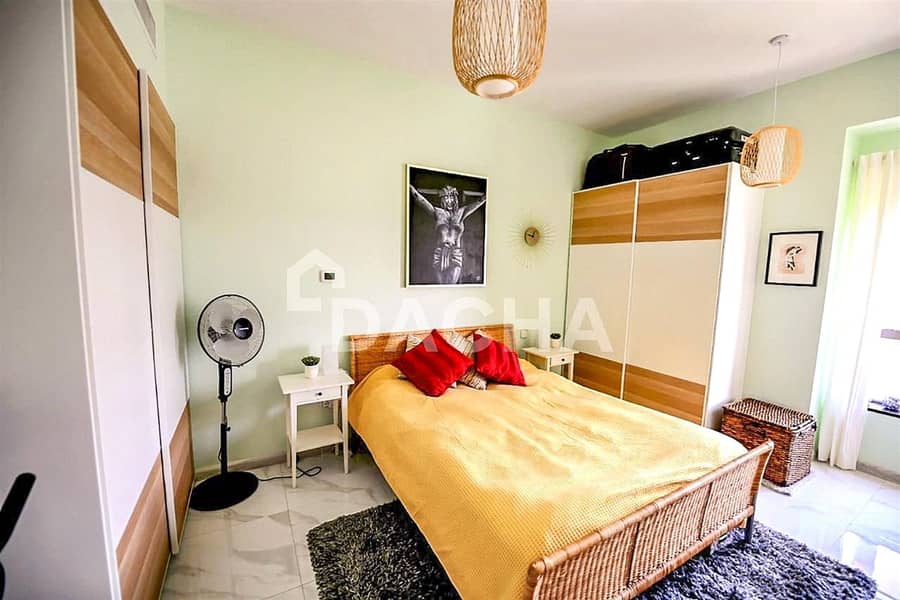 Marina View | Upgraded | Fully Furnished - Image 9