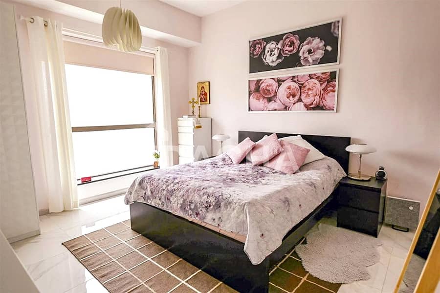 Marina View | Upgraded | Fully Furnished - Image 13