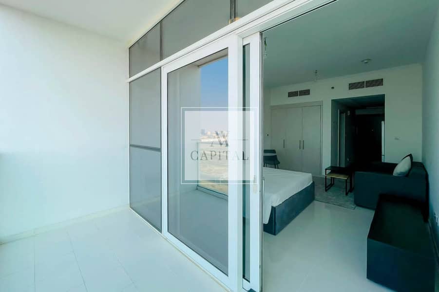 Exclusive | Vacant in April | Full Golf View - Image 9