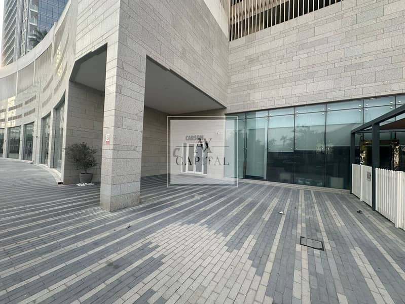 Exclusive | Vacant in April | Full Golf View - Image 12