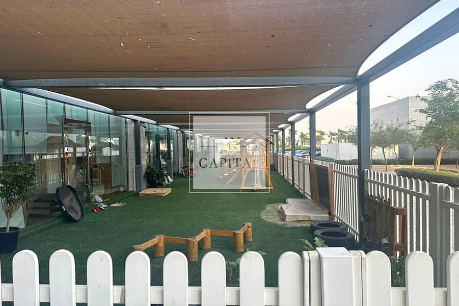 Exclusive | Vacant in April | Full Golf View - Image 14