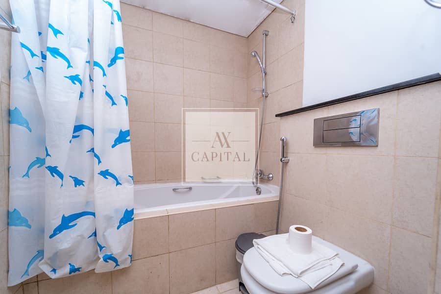 One-Bed | Mid Floor | Spacious | Business Bay View - Image 12