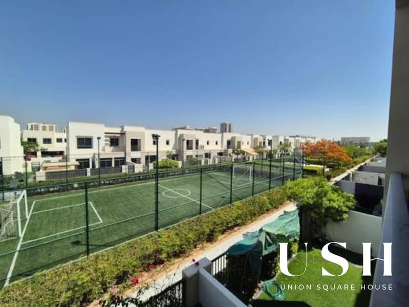 Exclusive 3BR | Park Facing| Single Row | Tenanted