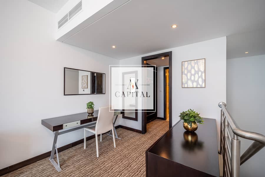 Luxurious 1 Bed Duplex | Furnished | Upgraded - Image 15