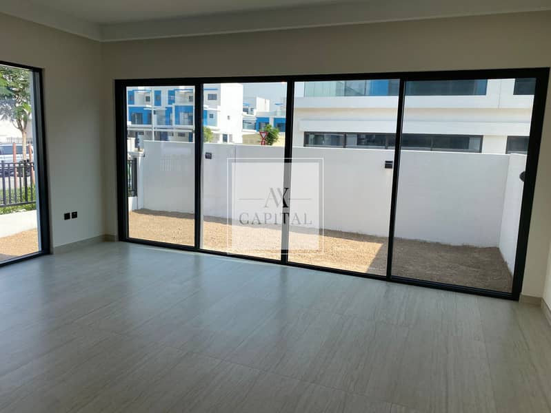 Brand new | Vacant | Close to amenities