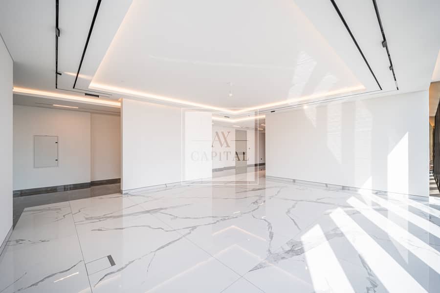 Ultra Luxury | High End Residence | Iconic Views - Image 8