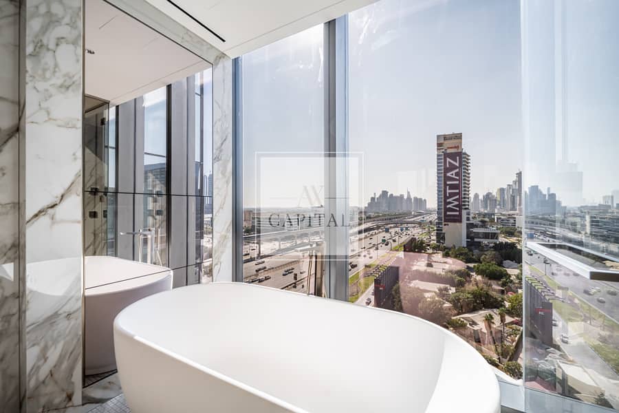 Ultra Luxury | High End Residence | Iconic Views - Image 17